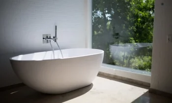 Can You Paint a Fiberglass Tub? [A Step-by-Step Guide]
