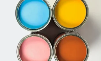 Acrylic Paint vs. Latex Paint: 9 Primary Differences